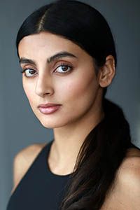 Никкита Чадха (Nikkita Chadha)
