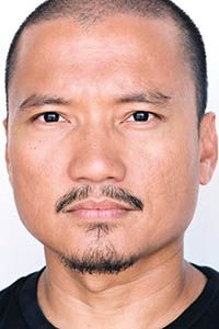Джон Джон Брионес (Jon Jon Briones)