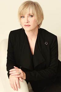 Барбара Крэмптон (Barbara Crampton)