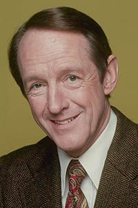 Уильям Шэллерт (William Schallert)