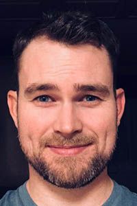 Райан Ингл (Ryan Engle)