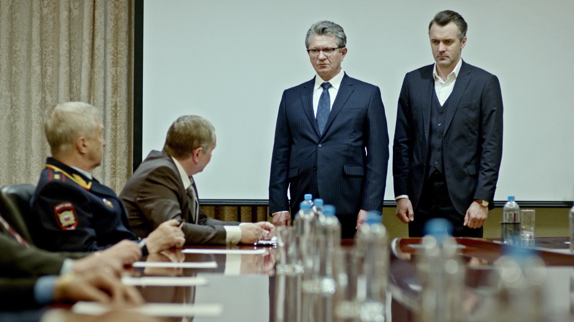Сериал Под прикрытием (2021). Кадр N186831