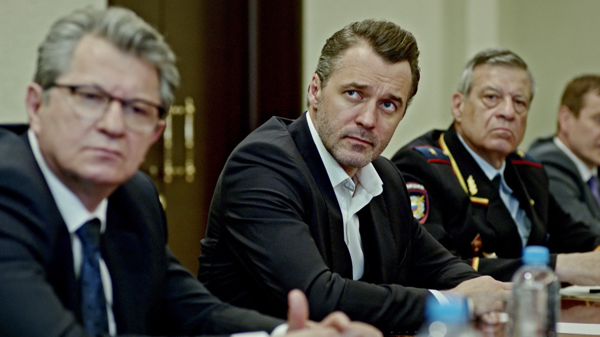 Сериал Под прикрытием (2021). Кадр N186839