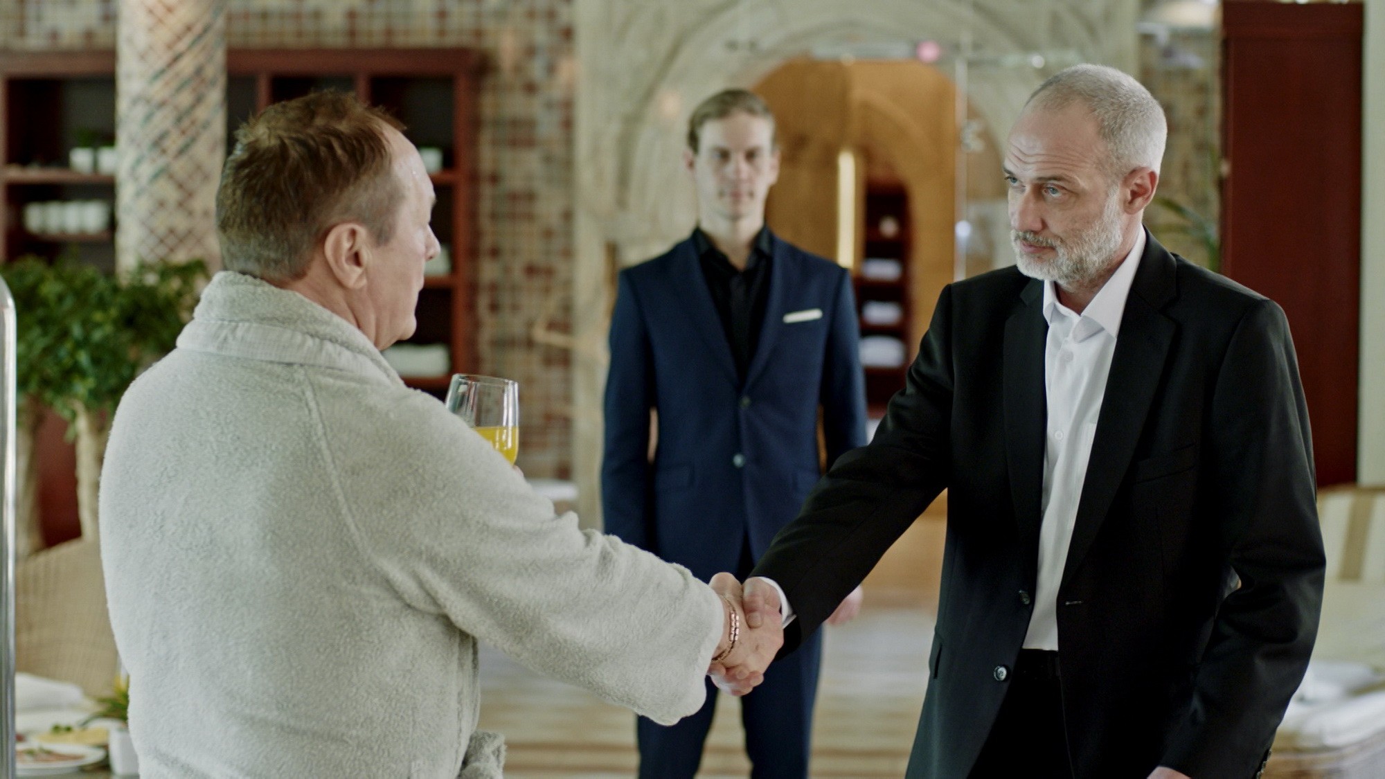 Сериал Под прикрытием (2021). Кадр N186847
