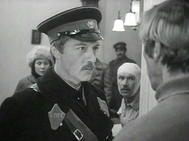 Сериал Рожденная революцией (1974). Кадр N187319