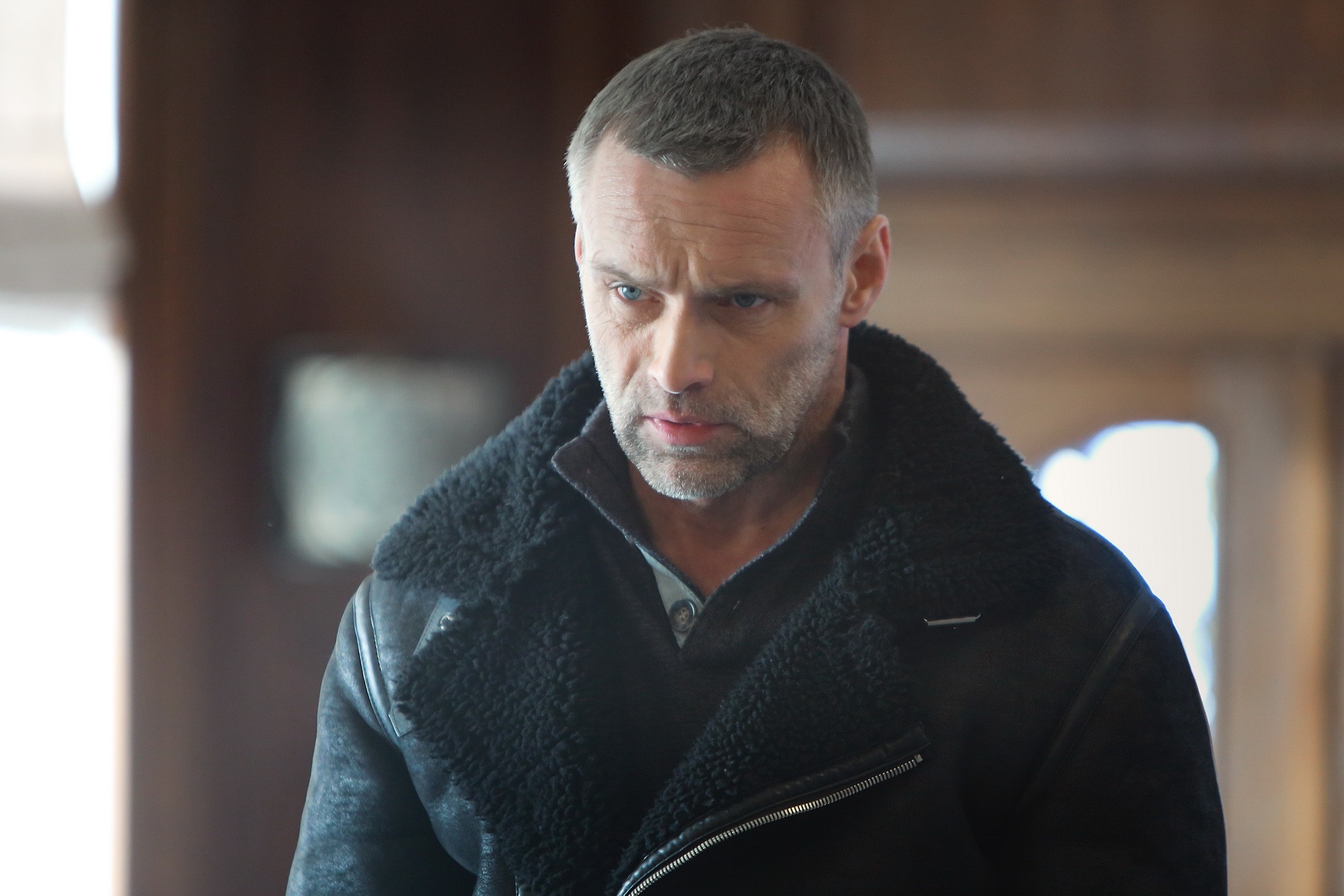 Сериал Уцелевшие (2021). Кадр N187694