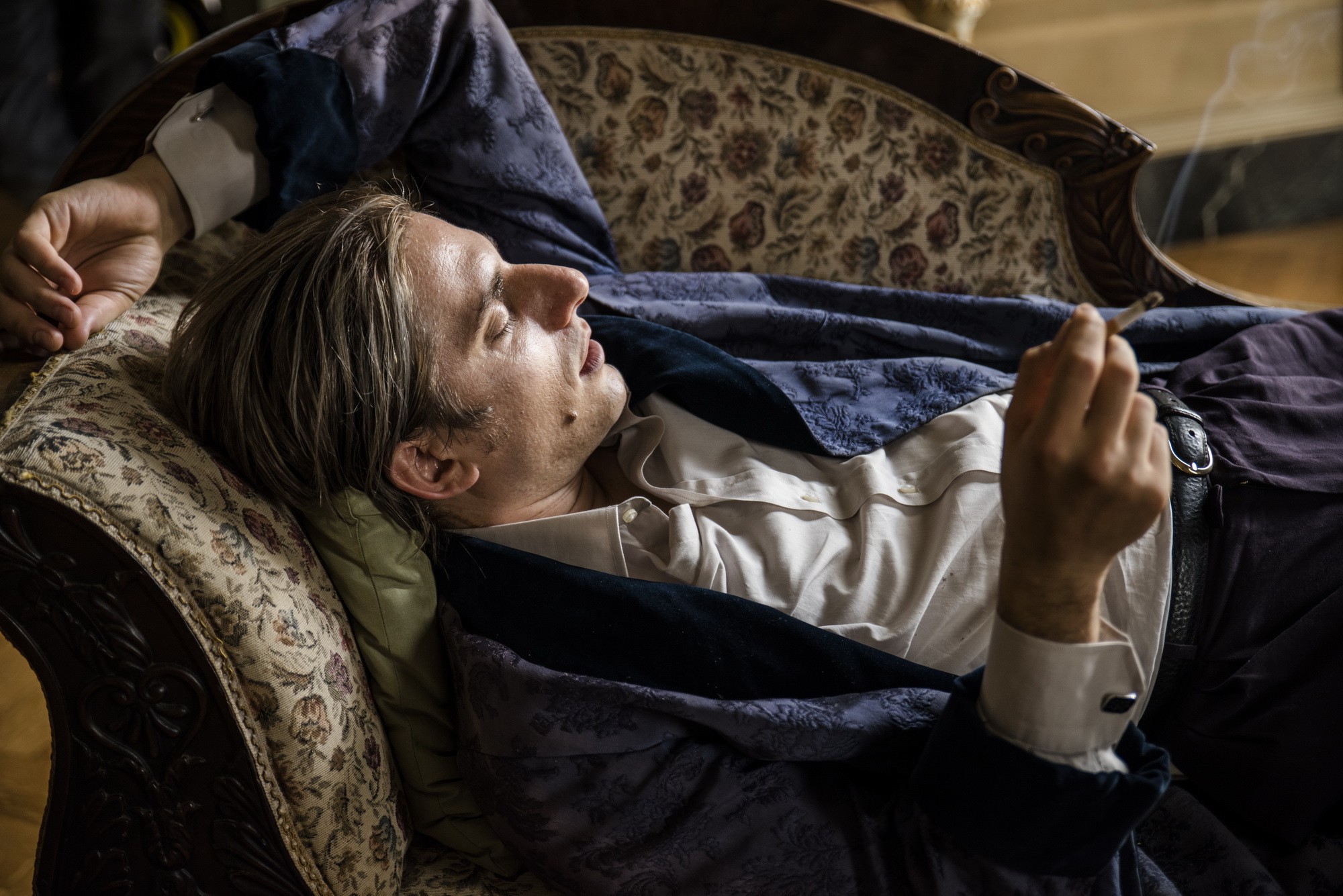 Фильм Мартин Иден (2019). Кадр N188269