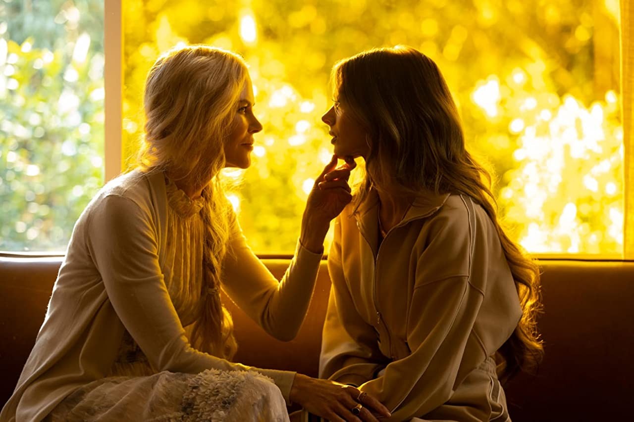 Сериал Девять идеальных незнакомцев (2021-2025). Кадр N188809