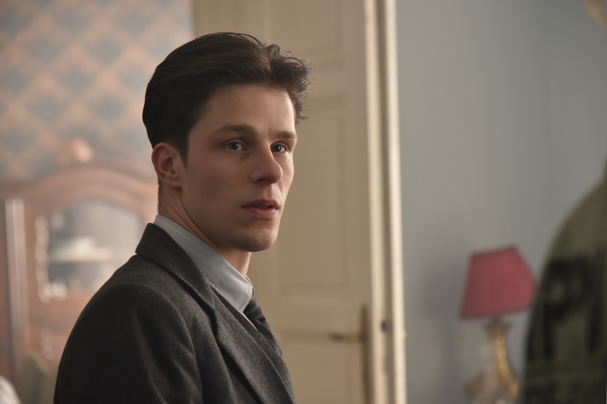 Фильм Не время любить (2019). Кадр N191201