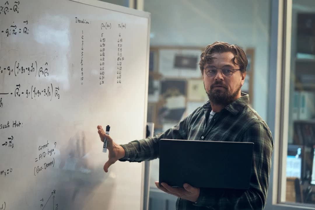 Фильм Не смотрите наверх (2021). Кадр N193480