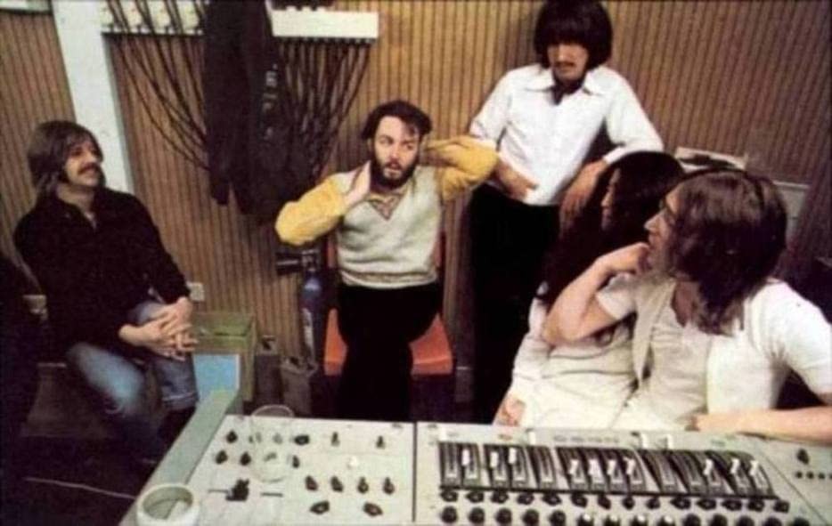 Сериал The Beatles: Get Back - Концерт на крыше (2021). Кадр N193547
