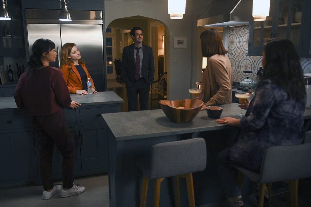 Сериал Необыкновенный плейлист Зои (2020-2021). Кадр N181136