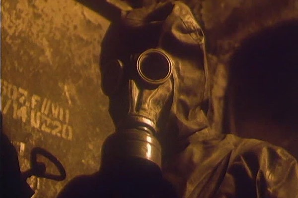 Фильм Письма мертвого человека (1986). Кадр N181156
