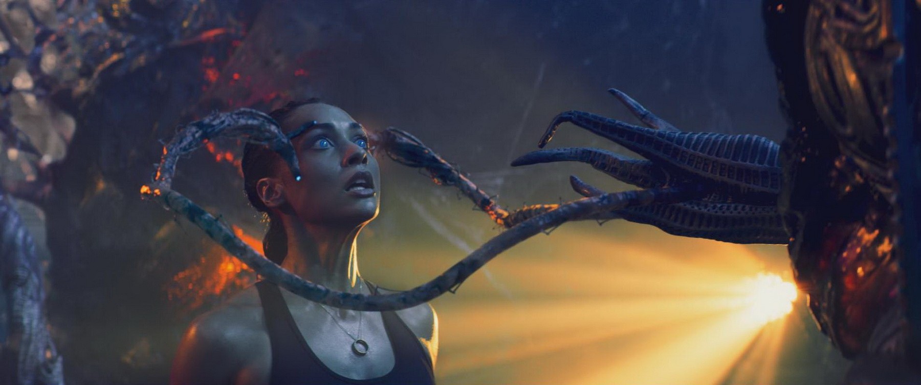 Фильм Скайлайн 3 (2020). Кадр N181440