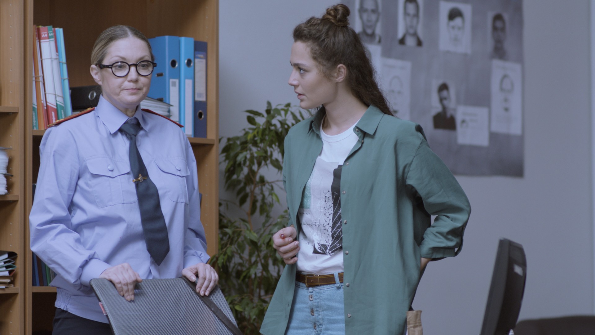 Сериал Алиса против правил (2021). Кадр N184497