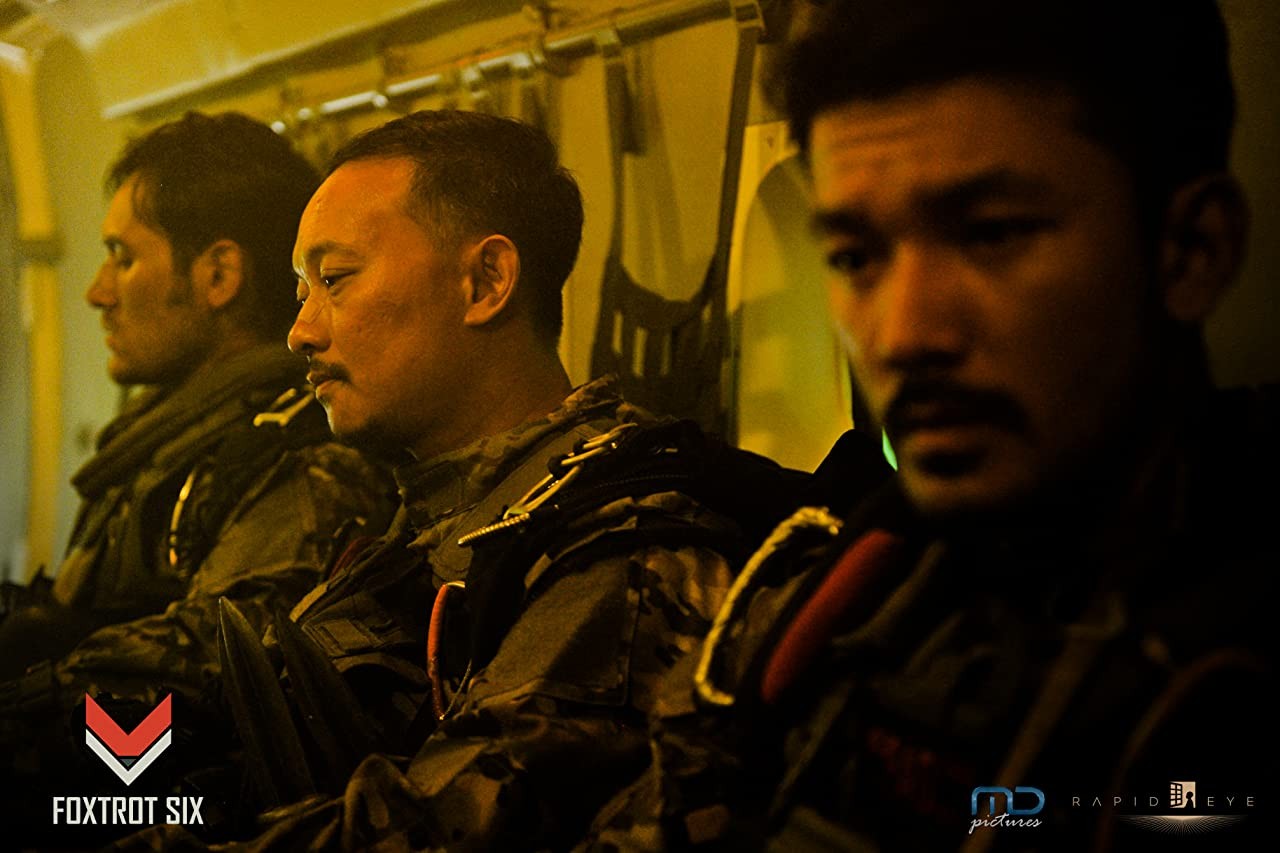 Фильм Отряд Фокстрот (2019). Кадр N184513