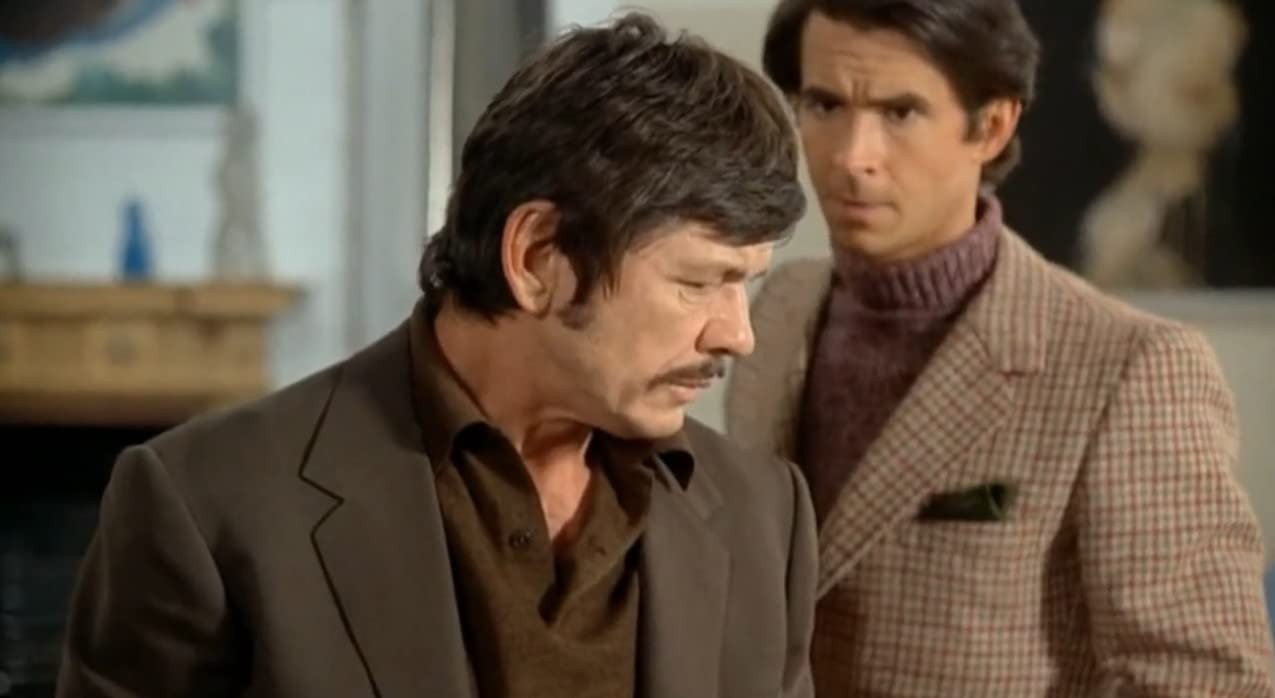 Фильм Враг за дверью (1971). Кадр N185332