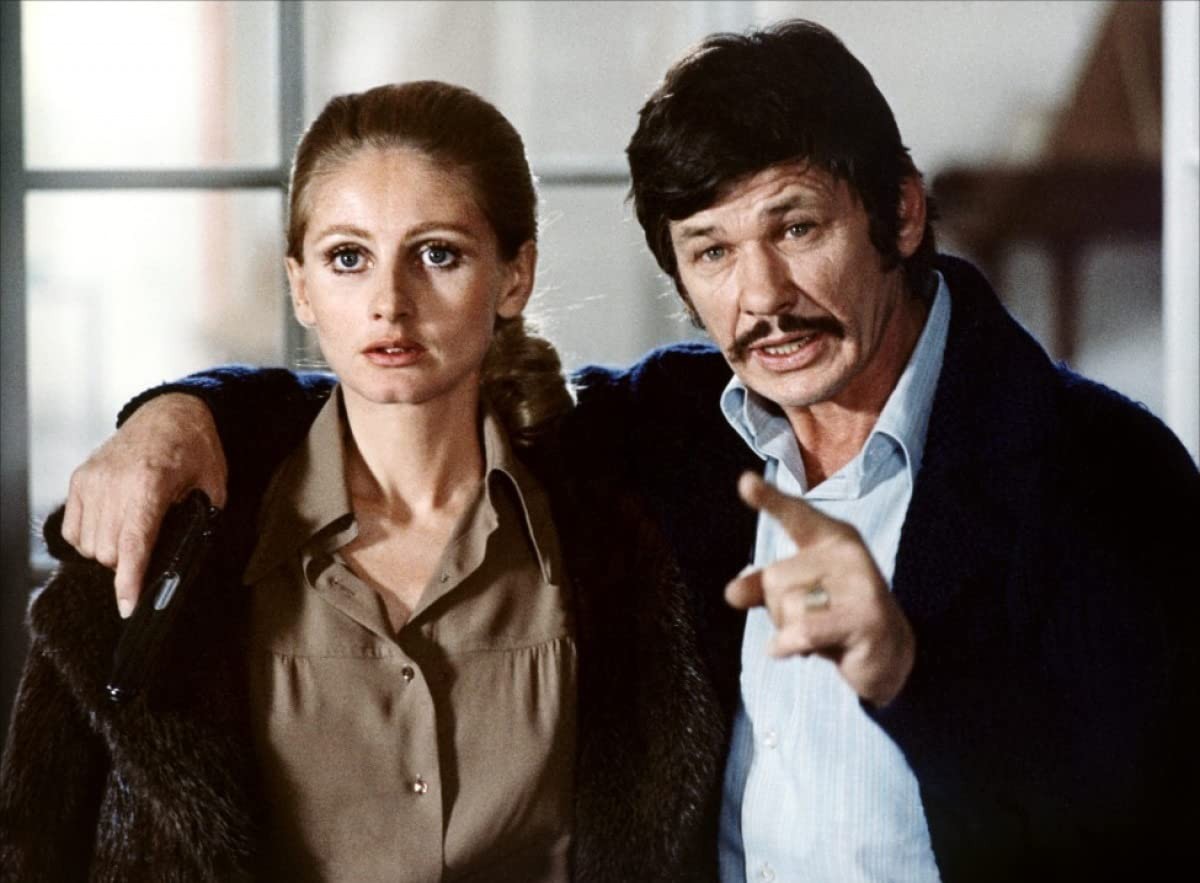 Фильм Враг за дверью (1971). Кадр N185335