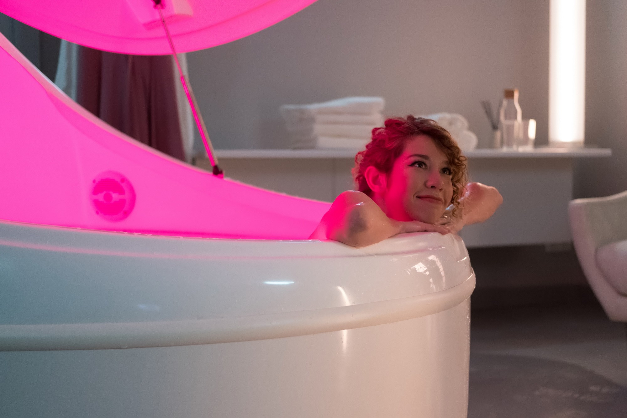 Сериал Клиника счастья (2021-2023). Кадр N185452
