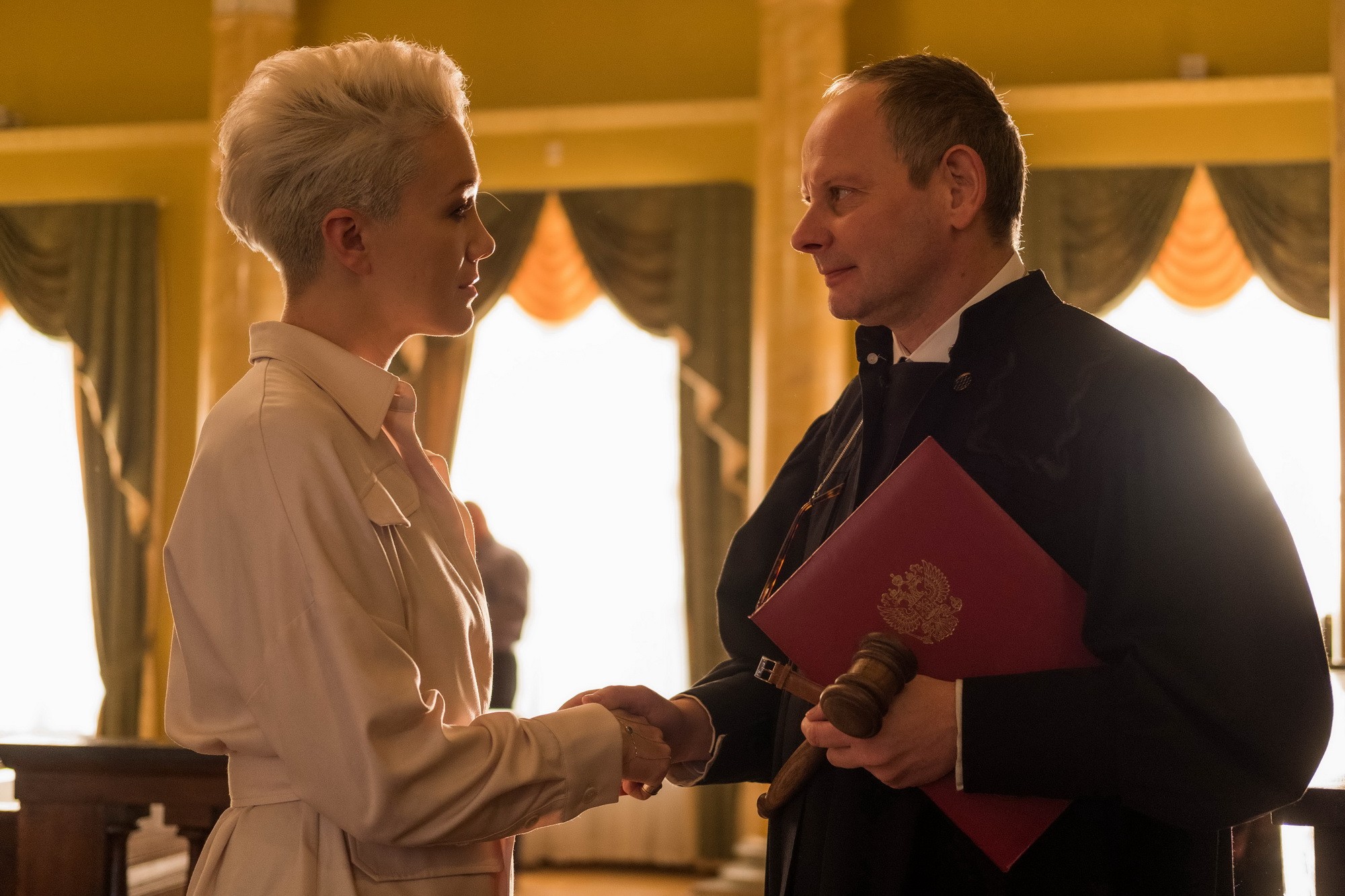 Сериал Клиника счастья (2021-2023). Кадр N185449