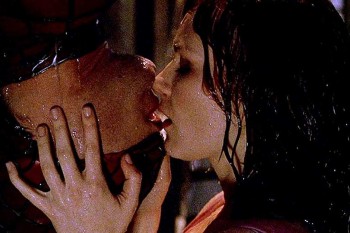 Тоби Магуайр чуть не задохнулся во время поцелуя в "Человеке-пауке"