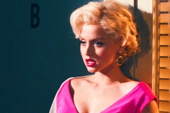 Звезда фильма "Блондинка" Ана де Армас попросила разрешения у Мэрилин Монро