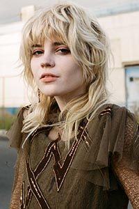Софи Тэтчер (Sophie Thatcher)