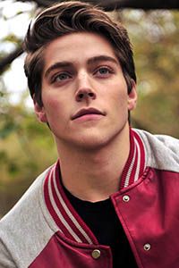 Фрой Гутьеррез (Froy Gutierrez)