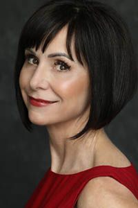 Сьюзэн Иган (Susan Egan)