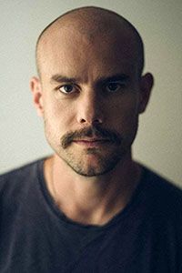 Адам Ньюпорт-Берра (Adam Newport-Berra) Адам Ньюпорт-Берра (Adam Newport-Berra)