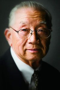 Роберт Ф. Лью (Robert F. Liu)