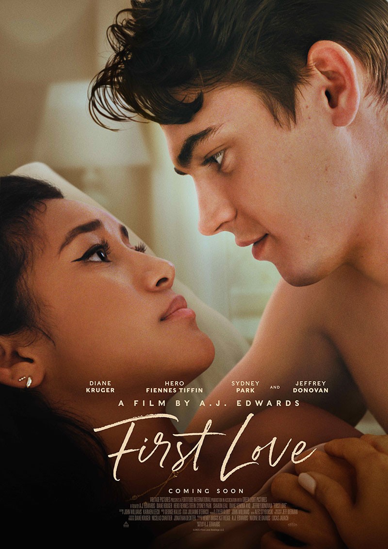 Первая любовь: постер N201514