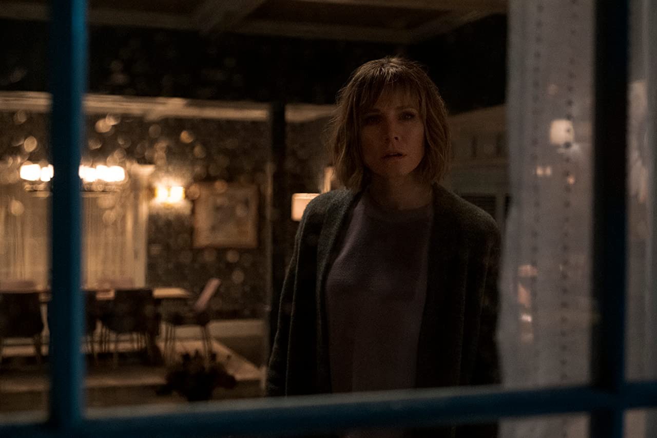 Сериал Женщина в доме напротив девушки в окне (2022). Кадр N195785