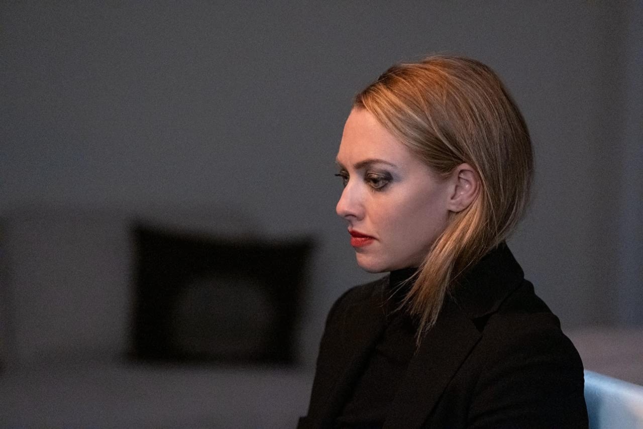 Сериал Выбывшая (2022). Кадр N197427