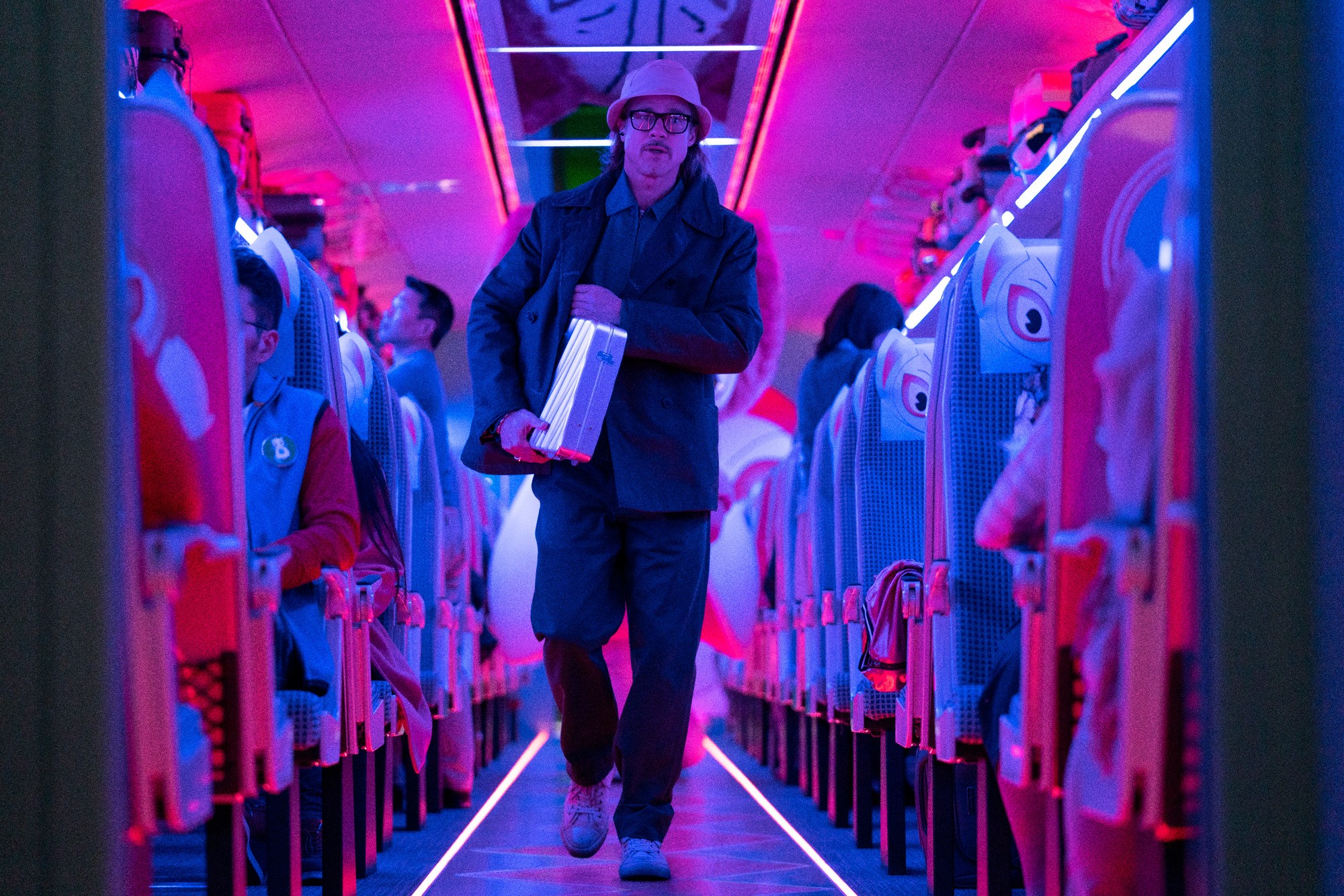 Фильм Быстрее пули (2022). Кадр N201196
