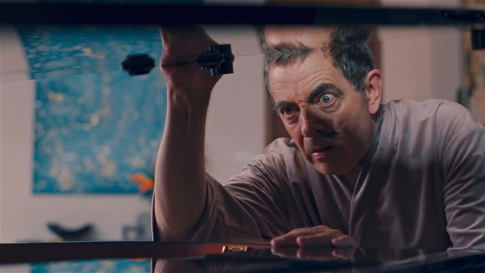 Сериал Человек против пчелы (2022). Кадр N201563