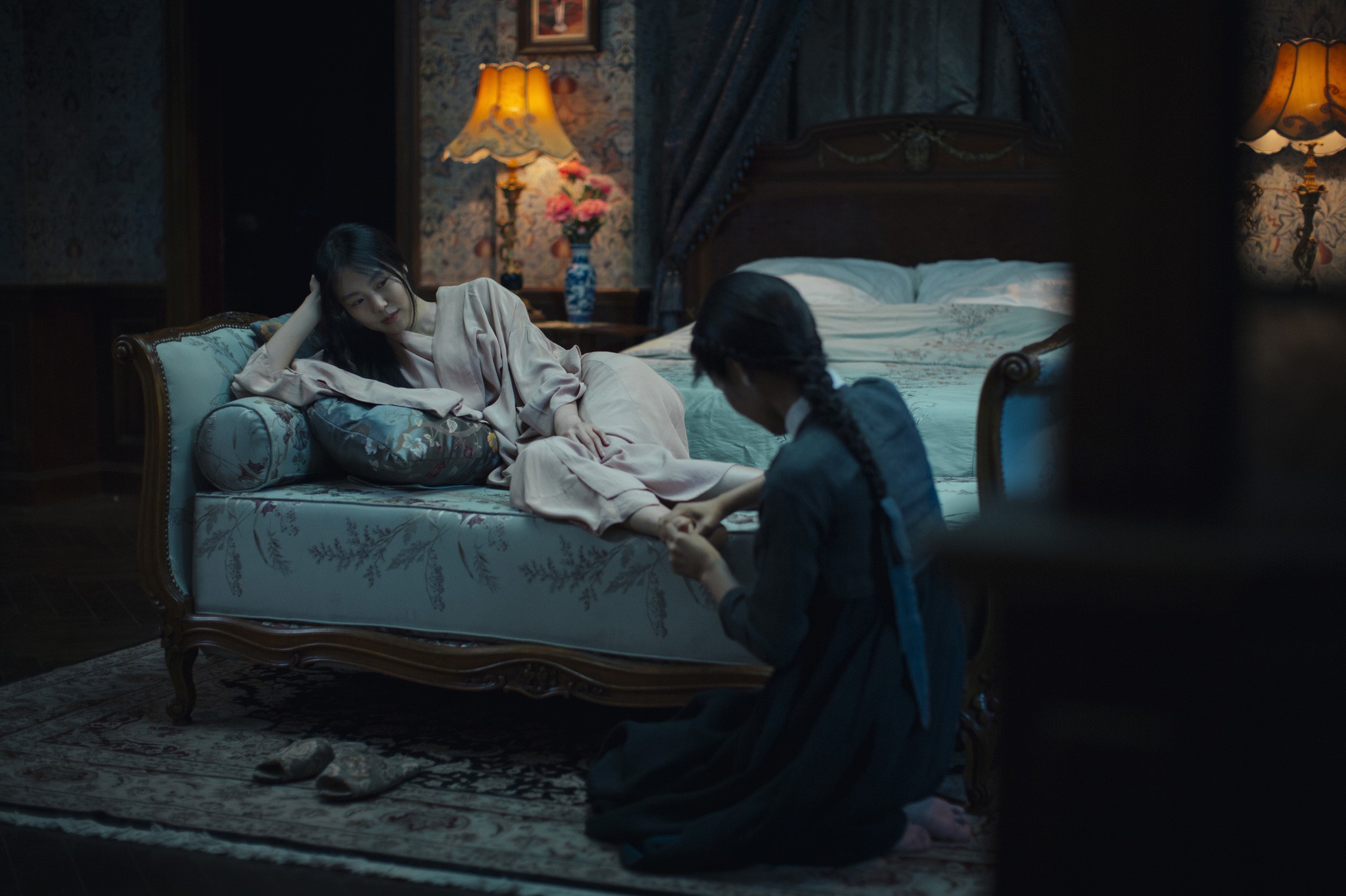 Фильм Служанка (2016). Кадр N201881