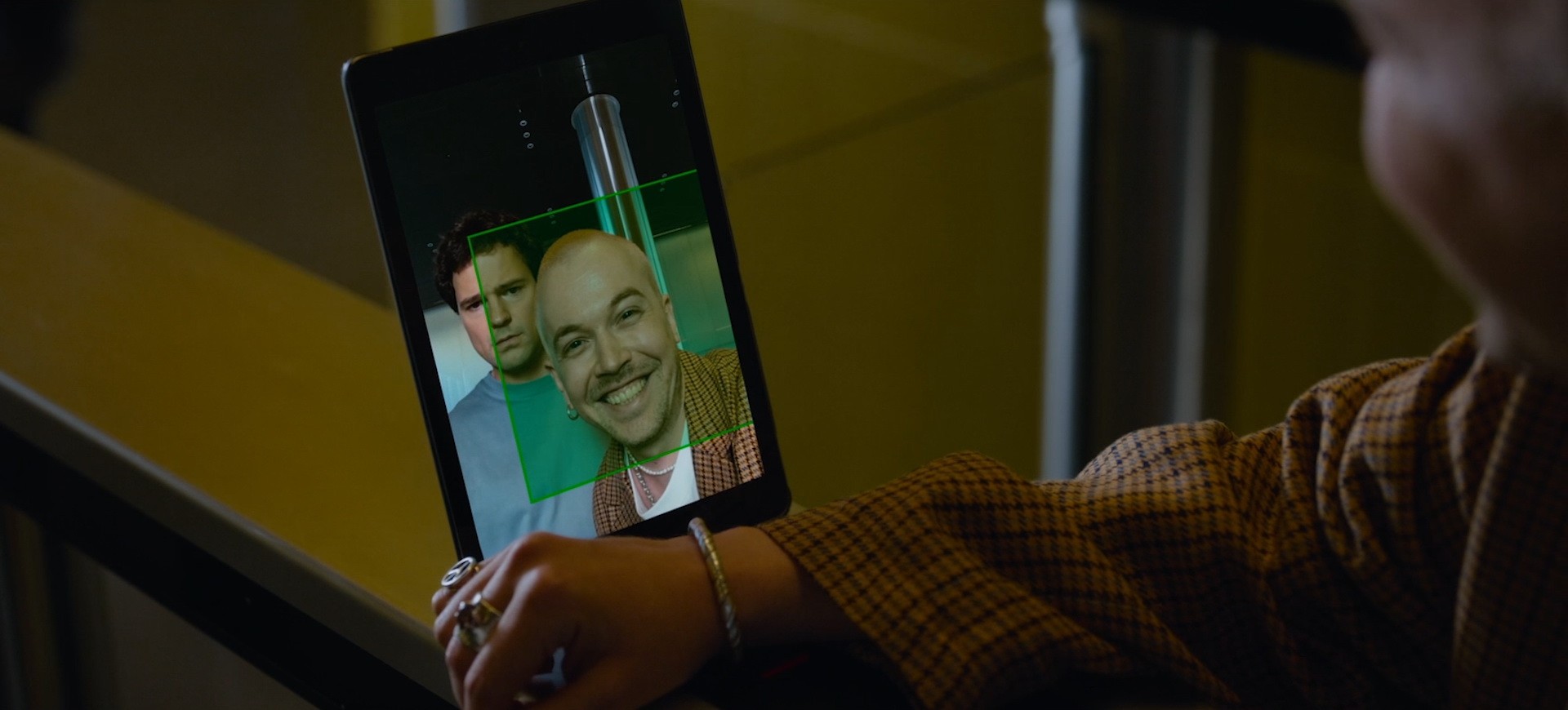 Сериал Люся (2022). Кадр N202394