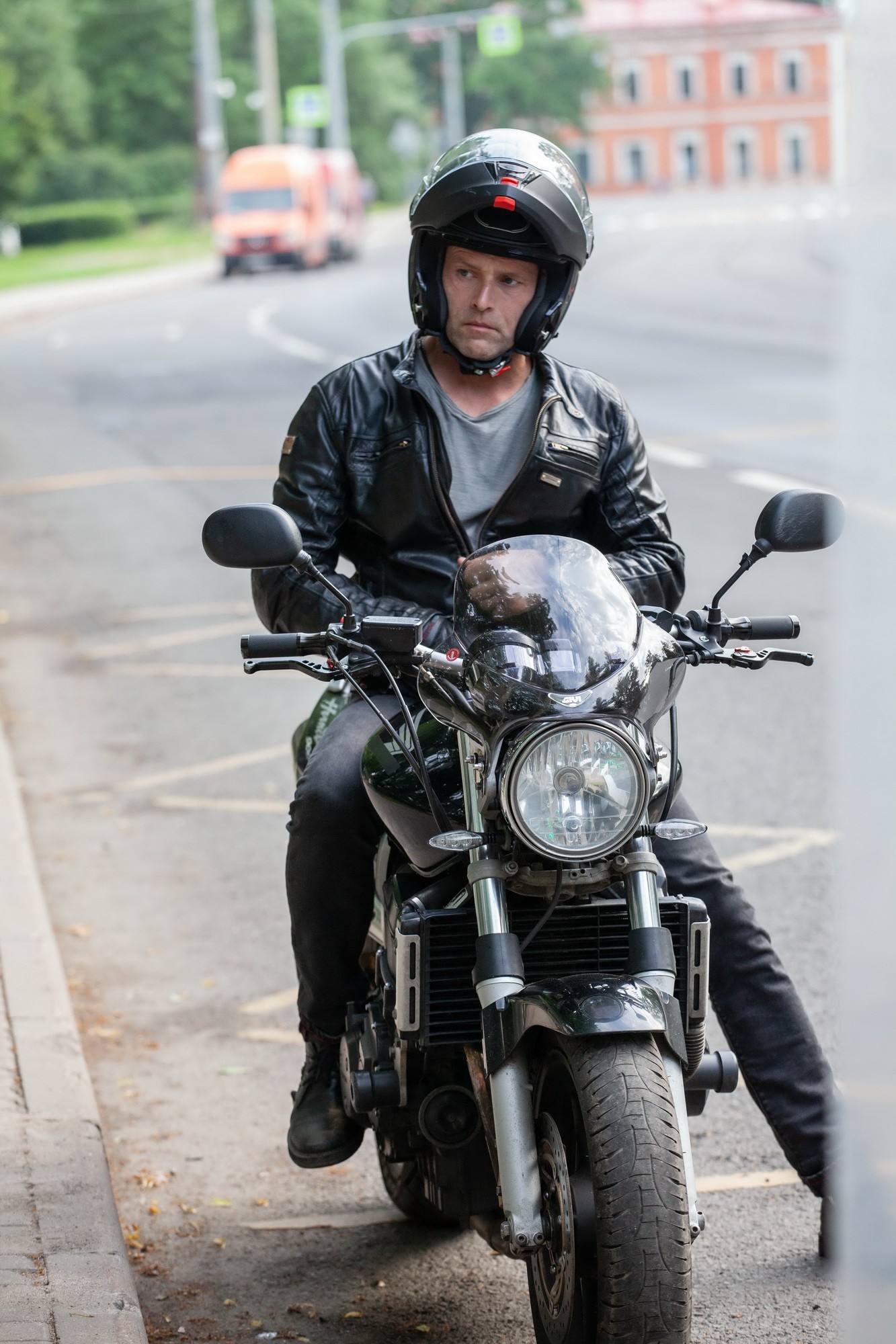 Сериал Практикант (2019-2022). Кадр N210160