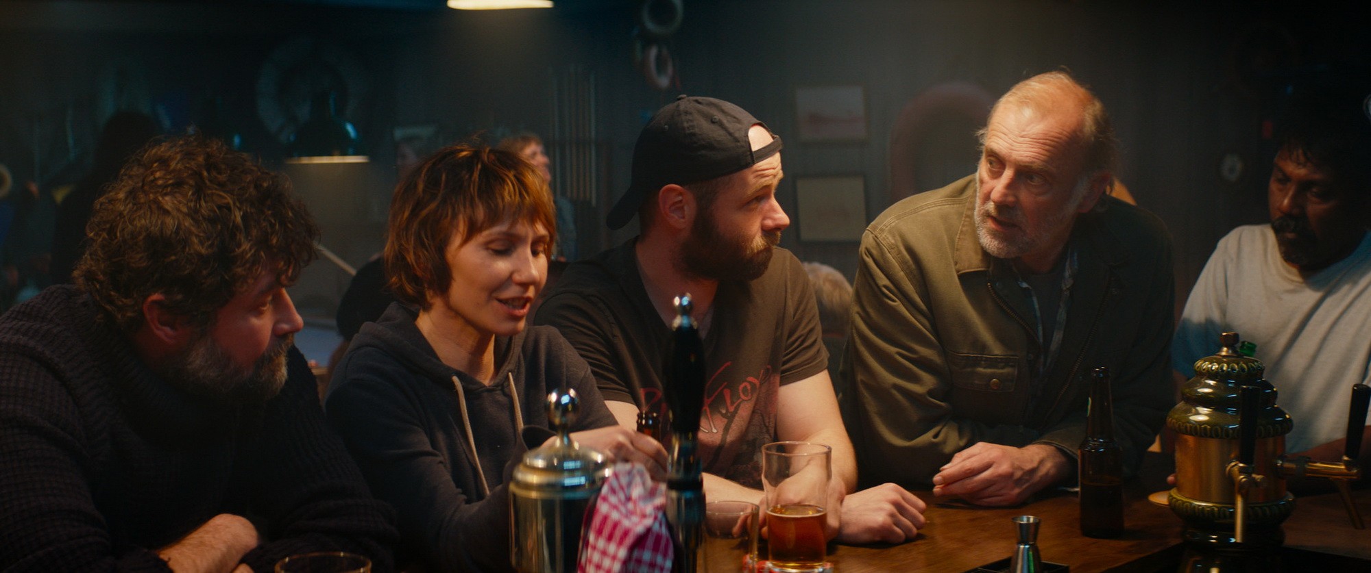 Фильм Лили и море (2022). Кадр N210305