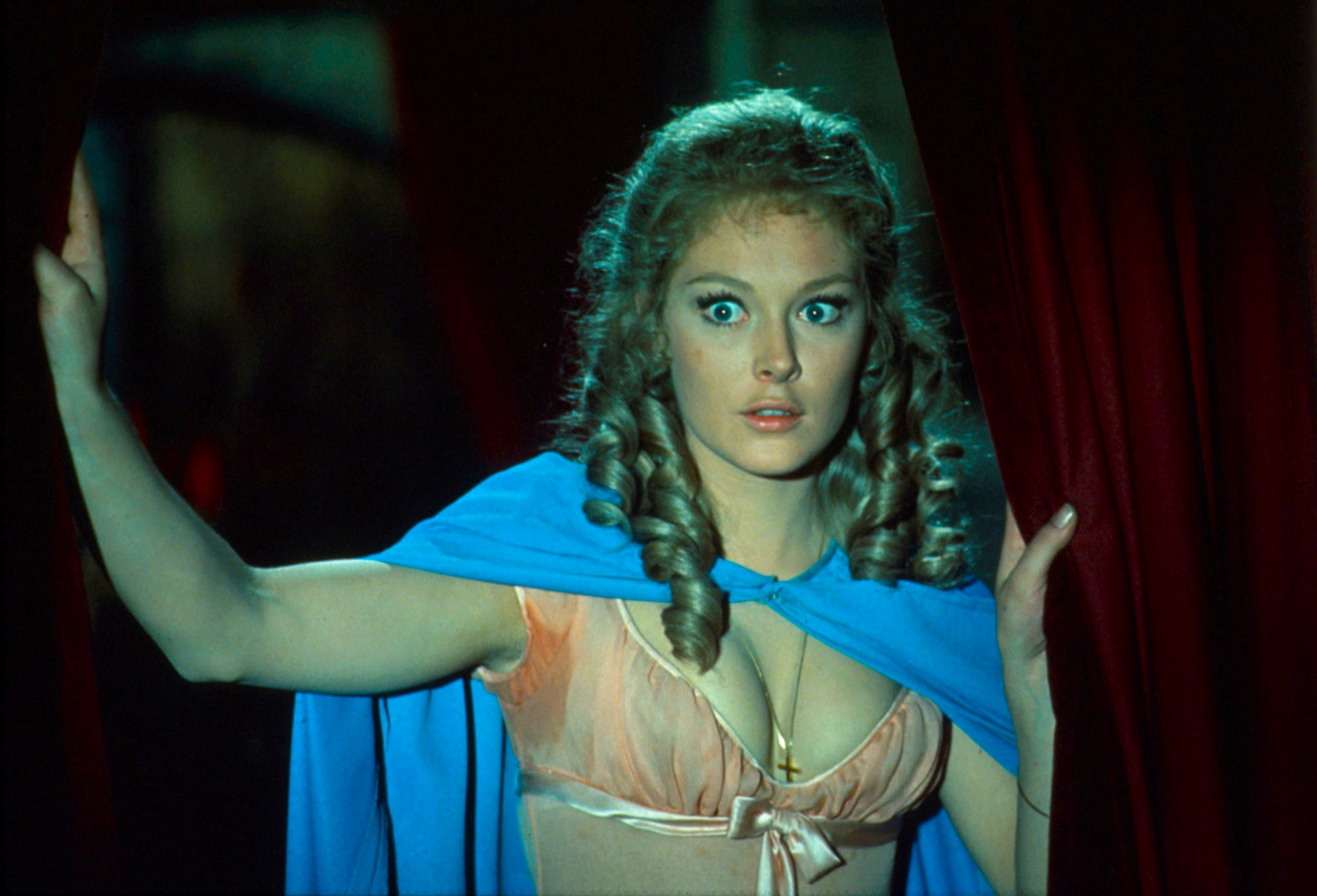 Фильм Шрамы Дракулы (1970). Кадр N210910