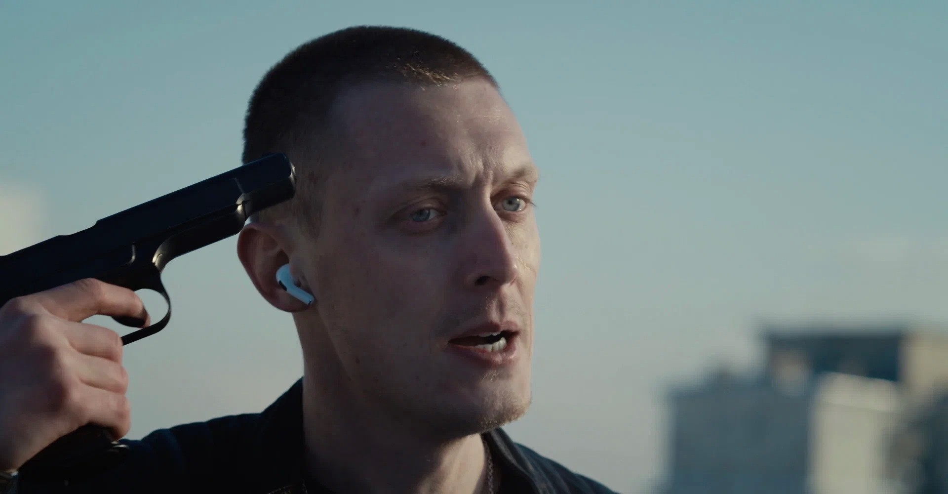 Фильм Слезы капали в фо-бо (2022). Кадр N211300