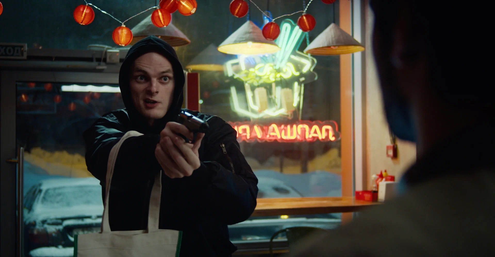 Фильм Слезы капали в фо-бо (2022). Кадр N211290