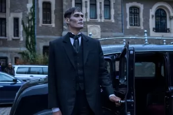 У сериалов "Уэнсдэй" и "Острые козырьки" будут спин-оффы