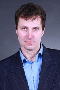 Олег Калмыков