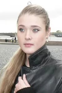 Анна Захарова