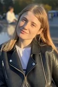 Полина Авдеенко