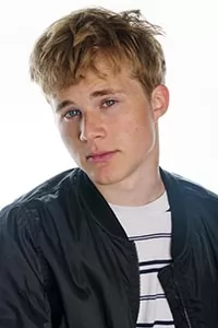 Кэйси Симпсон (Casey Simpson) Кэйси Симпсон (Casey Simpson)