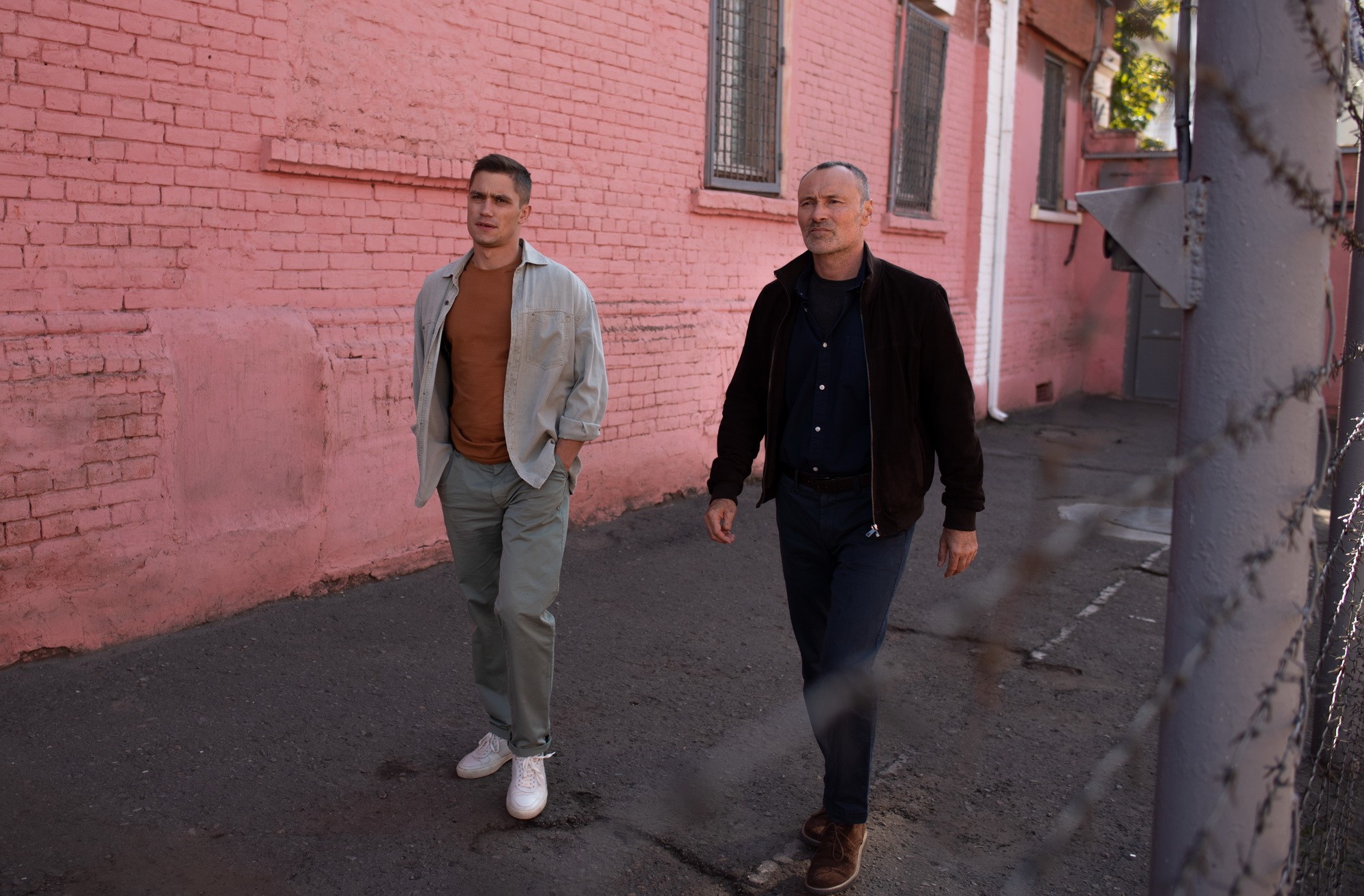 Сериал Чужая стая (2020-2023). Кадр N212976