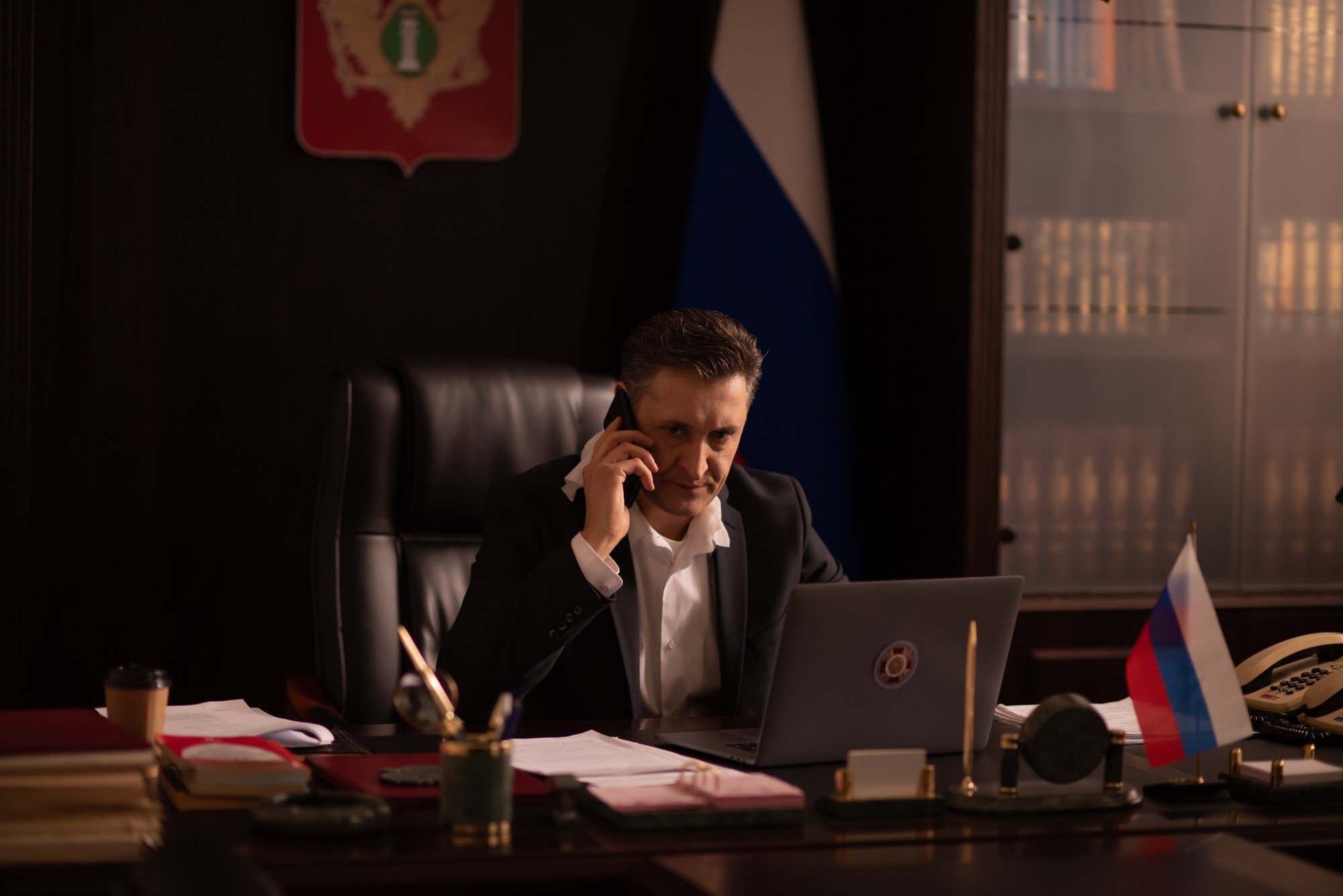 Сериал Чужая стая (2020-2023). Кадр N212978